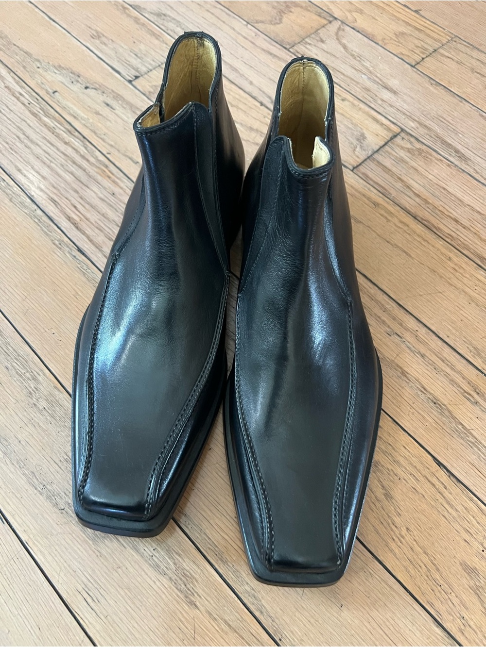 Men's Black Leather Square-Toe Chelsea Boots
